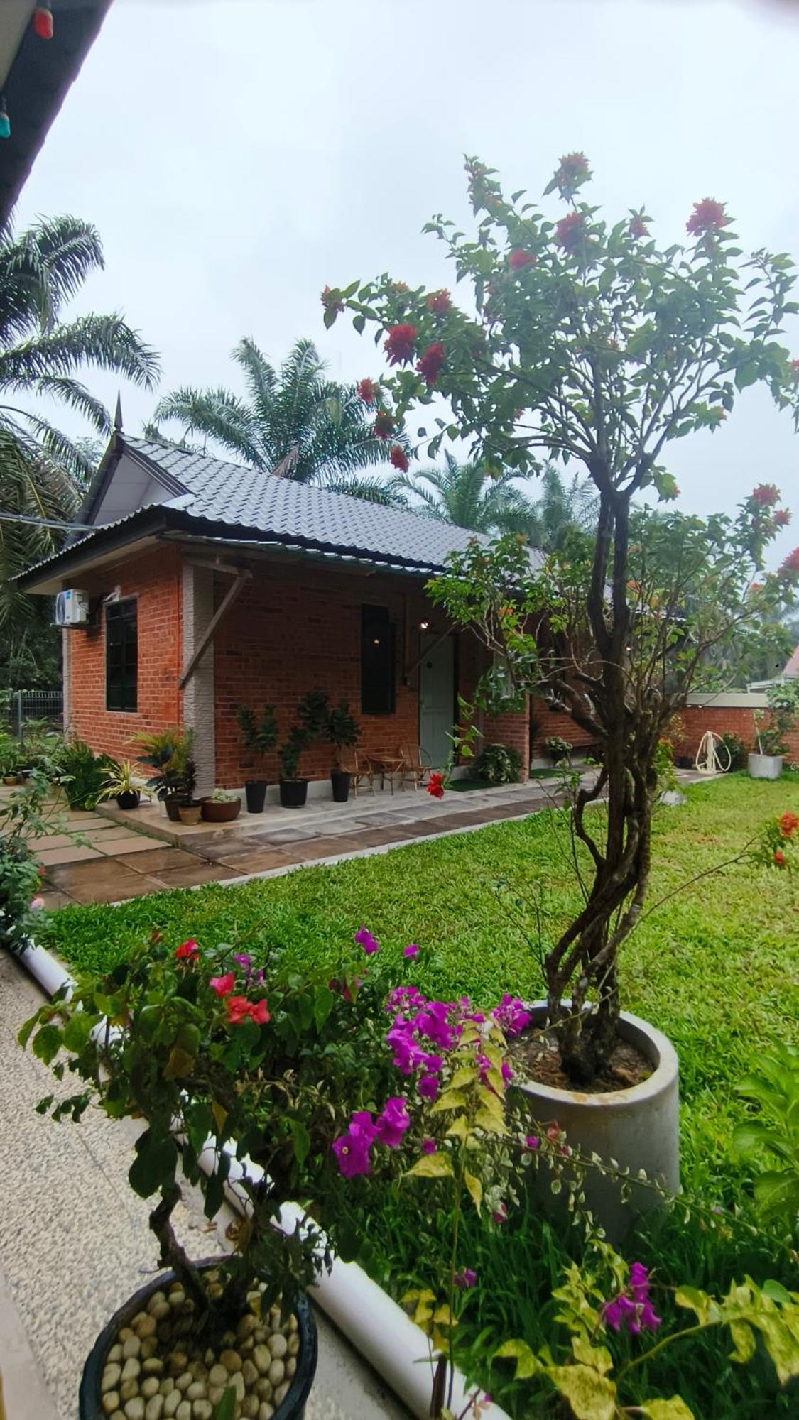 Bang Brahim Roomstay 파리트 라자 외부 사진
